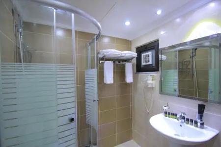 City Rose Suites - 104