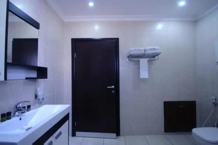 City Rose Suites - 63