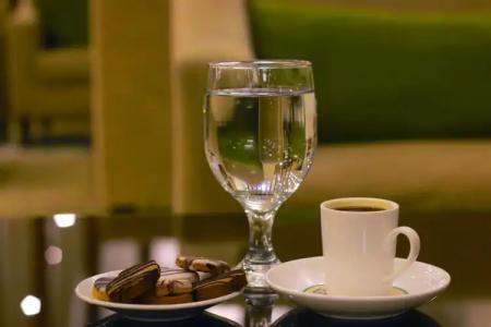 City Rose Suites - 11