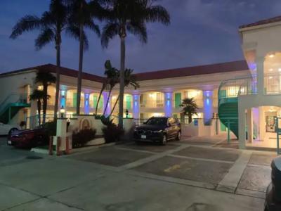 LYFE INN & SUITES by AGA - LAX Airport - 12