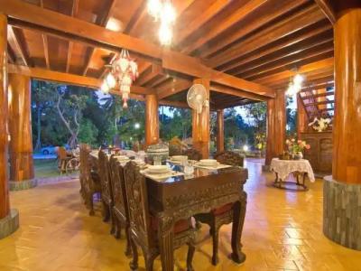 Bueng Bua Thong Resort - 19