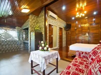 Bueng Bua Thong Resort - 4