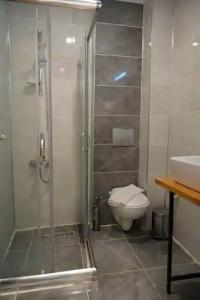 La Pazza Suites - 34