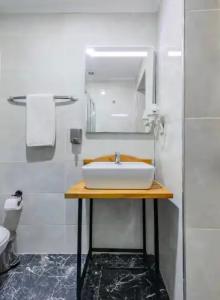La Pazza Suites - 52