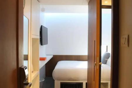 S Box Sukhumvit - SHA Extra Plus - 30