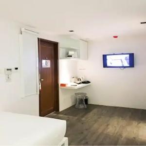 S Box Sukhumvit - SHA Extra Plus - 57