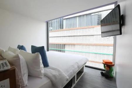 S Box Sukhumvit - SHA Extra Plus - 29