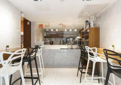 S Box Sukhumvit - SHA Extra Plus - 19