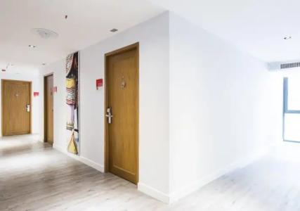 S Box Sukhumvit - SHA Extra Plus - 10