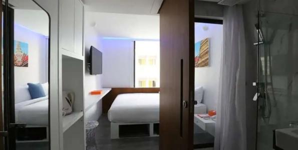 S Box Sukhumvit - SHA Extra Plus - 65
