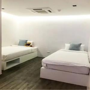 S Box Sukhumvit - SHA Extra Plus - 55