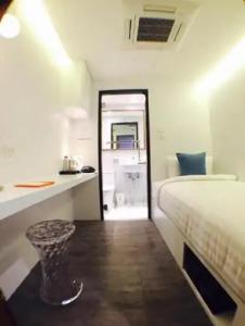 S Box Sukhumvit - SHA Extra Plus - 52