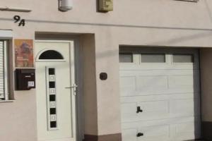 Bazis Guesthouse, Eger