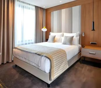 TITANIC Chaussee Berlin - 44