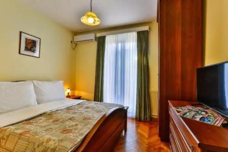 Villa Velzon Guesthouse - 18