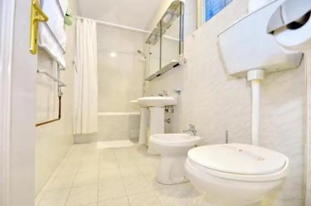 Villa Velzon Guesthouse - 77