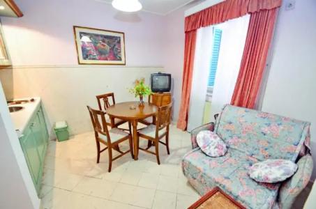 Villa Velzon Guesthouse - 66