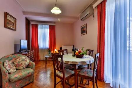 Villa Velzon Guesthouse - 52