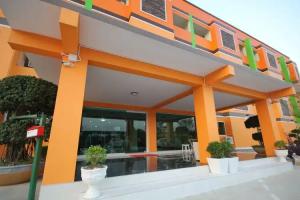 Windsor Resort, Lopburi