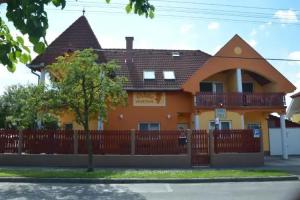 Orchidea Apartman, Heviz