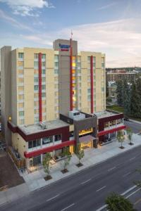 Fairfield Inn & Suites by Marriott Calgary Downtown - 18