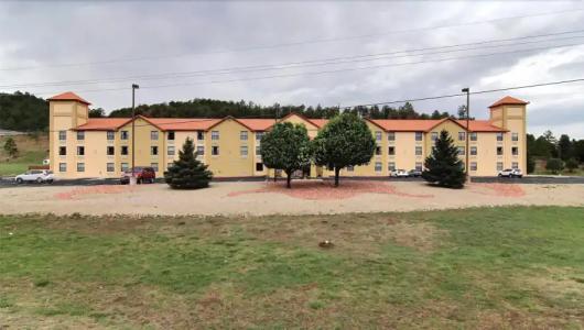 Ruidoso Mountain Inn - 10