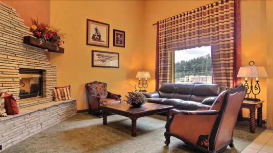 Ruidoso Mountain Inn - 2