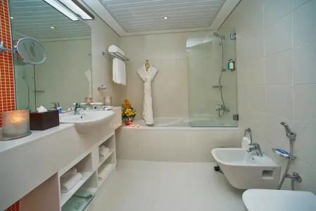 Tryp by Wyndham Abu Dhabi City Center - 127