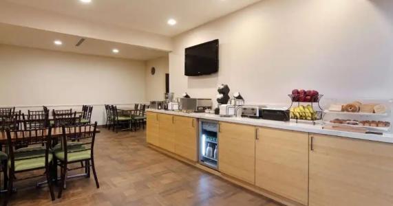 Best Western Plus Glendale - 22