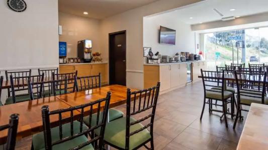 Best Western Plus Glendale - 20