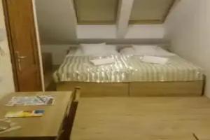 Apartman Gondola, Gyor