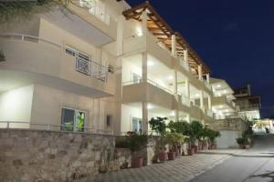 Blue Sky Hotel, Agia Marina