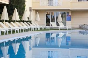 Blue Sky Hotel, Agia Marina