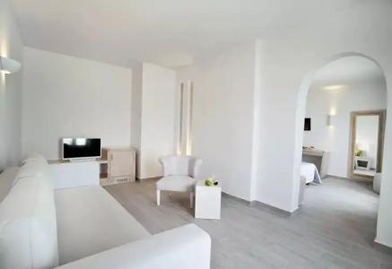 Santorini Palace - 80