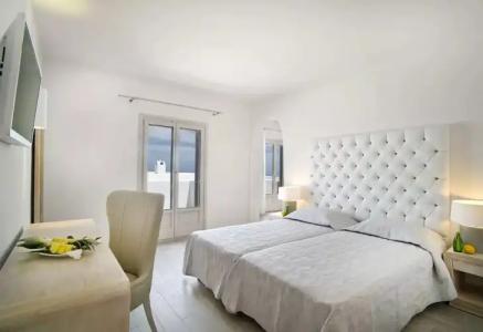 Santorini Palace - 75