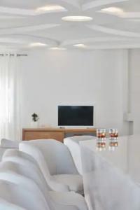 Santorini Palace - 5