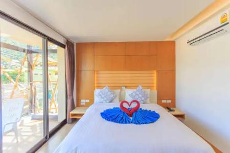 Room Actually - 47