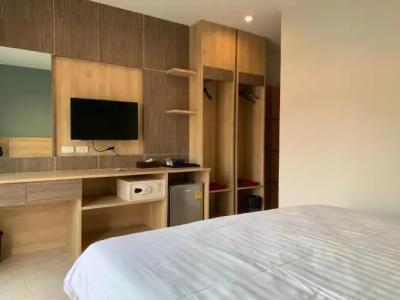 Room Actually - 74