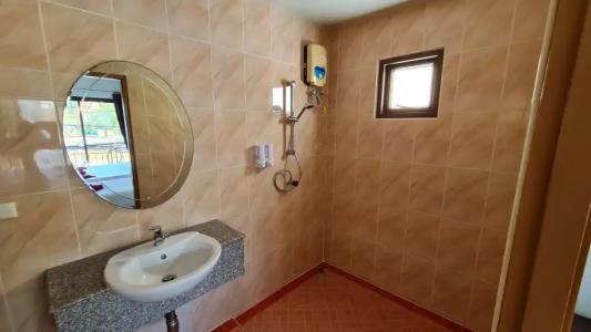 Room Actually - 37
