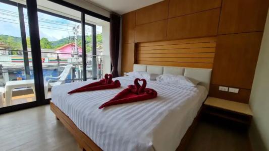 Room Actually - 29