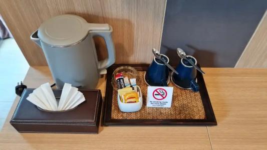 Room Actually - 89