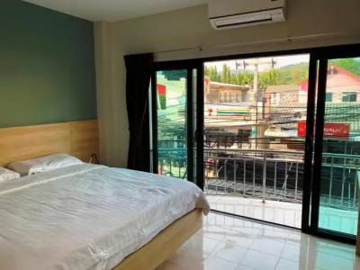 Room Actually - 73
