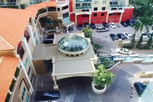 America Luxury Intracoastal Apartments, Sunny Isles Beach
