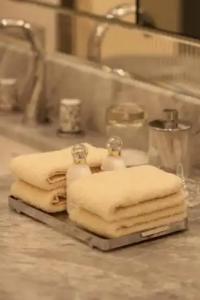 Four Seasons George V Paris - 56