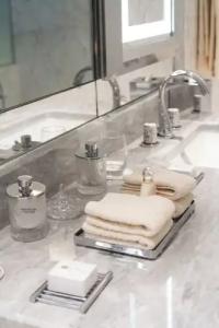 Four Seasons George V Paris - 50