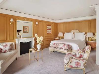 Four Seasons George V Paris - 49