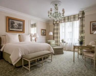 Four Seasons George V Paris - 27