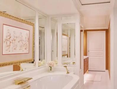 Four Seasons George V Paris - 48