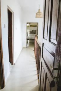 Moonshine Uroa Boutique - 15