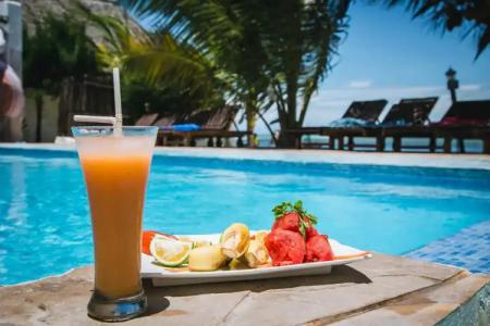 Moonshine Uroa Boutique - 17